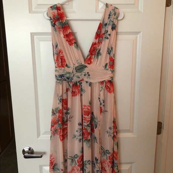 Lulus Dresses & Skirts - Floral Maxi Dress
